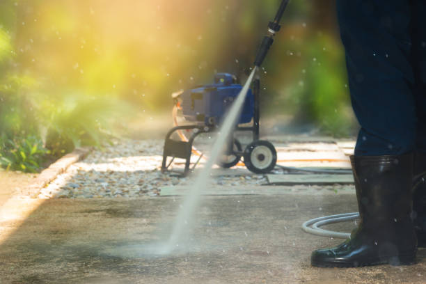 Best Animal Enclosure Cleaning  in Rosanky, TX